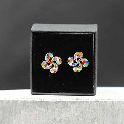 Pendientes lauburu esmalte belarritakoak