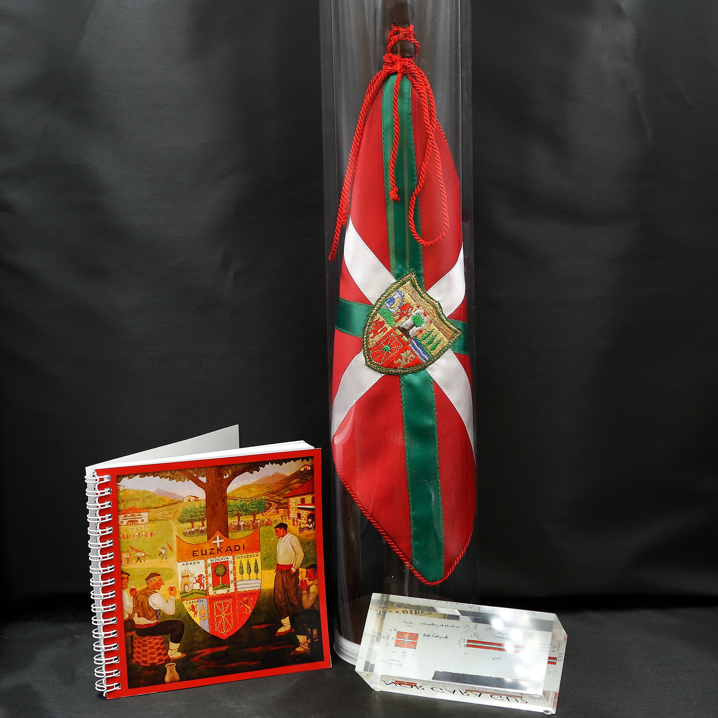 ikurriña zazpiak bat bordado libreta 3d ikurriña