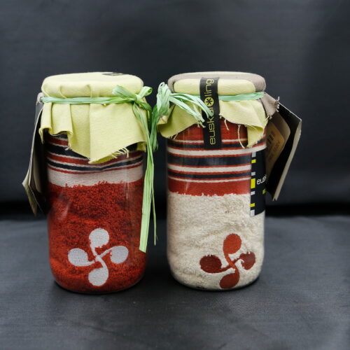 lote trapos rojo y beige en bote