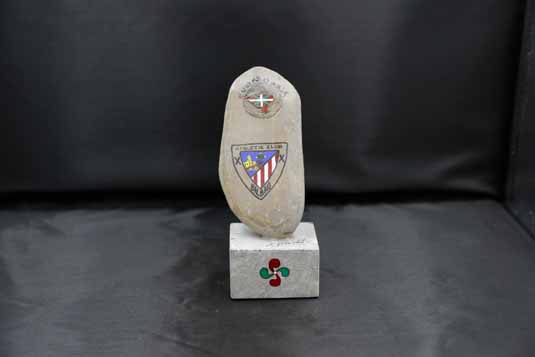 menhir escudo athletic