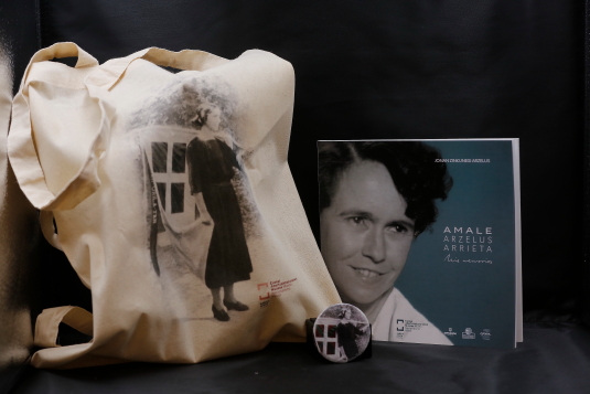 libro amale tote abrebotella